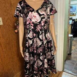 Lane Bryant Floral V-Neck Dress 14/16